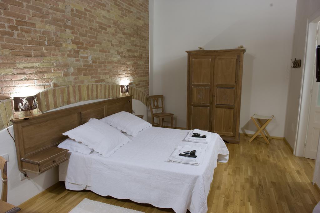 קליארי Castelletto Suites מראה חיצוני תמונה