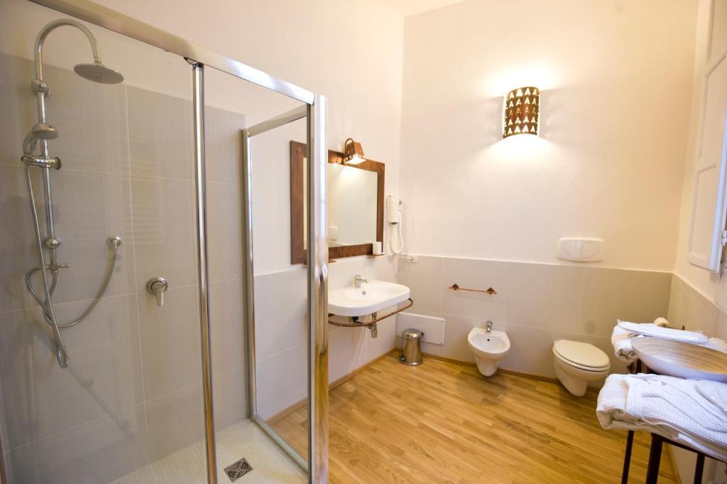 קליארי Castelletto Suites מראה חיצוני תמונה