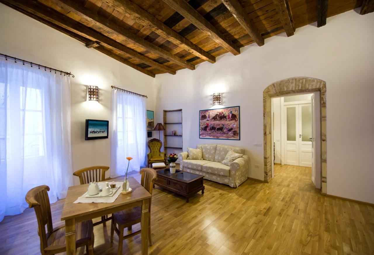 קליארי Castelletto Suites חדר תמונה