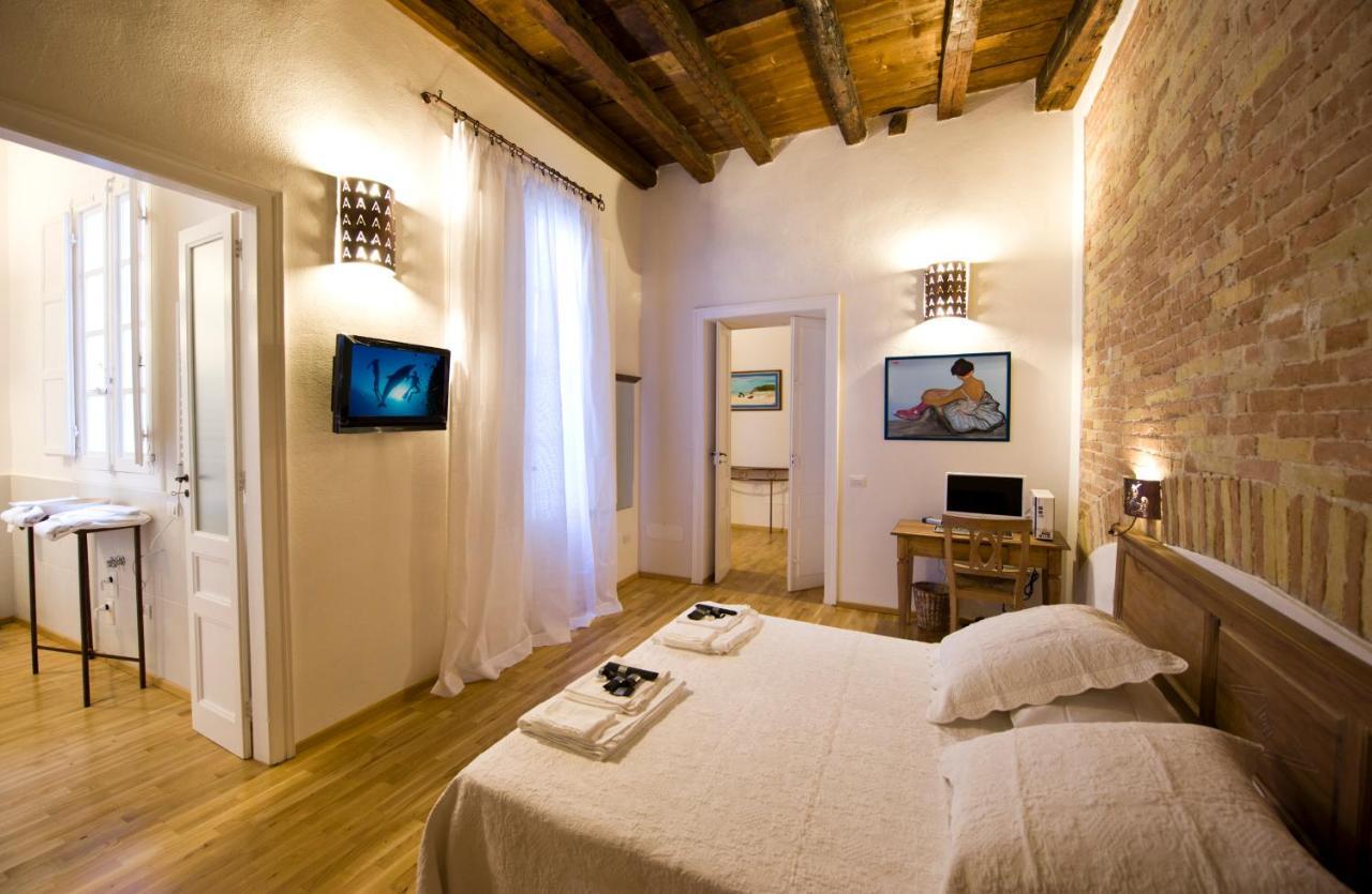 קליארי Castelletto Suites חדר תמונה